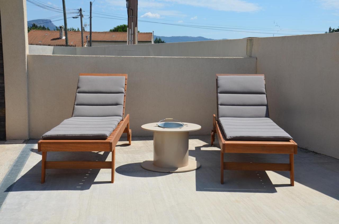 Apartamento Vue Sainte Victoire, Proche Aix-En-Provence Pourrieres Exterior foto
